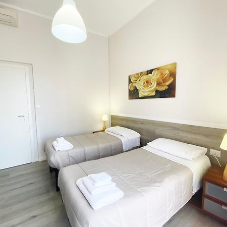Easyrooms One Πάρμα Δωμάτιο φωτογραφία