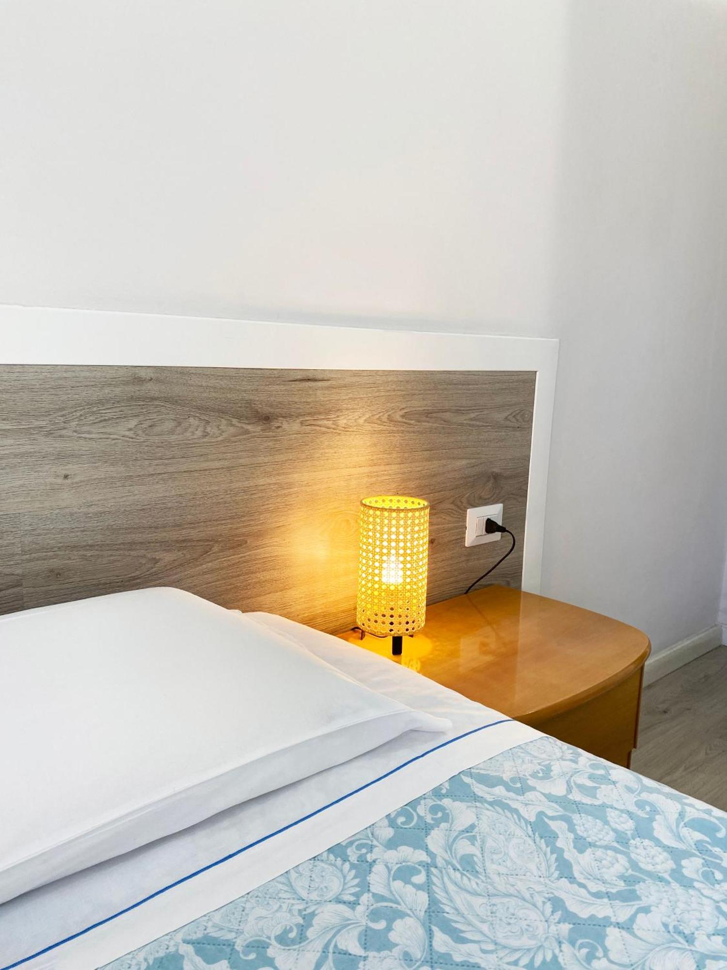 Easyrooms One Πάρμα Δωμάτιο φωτογραφία