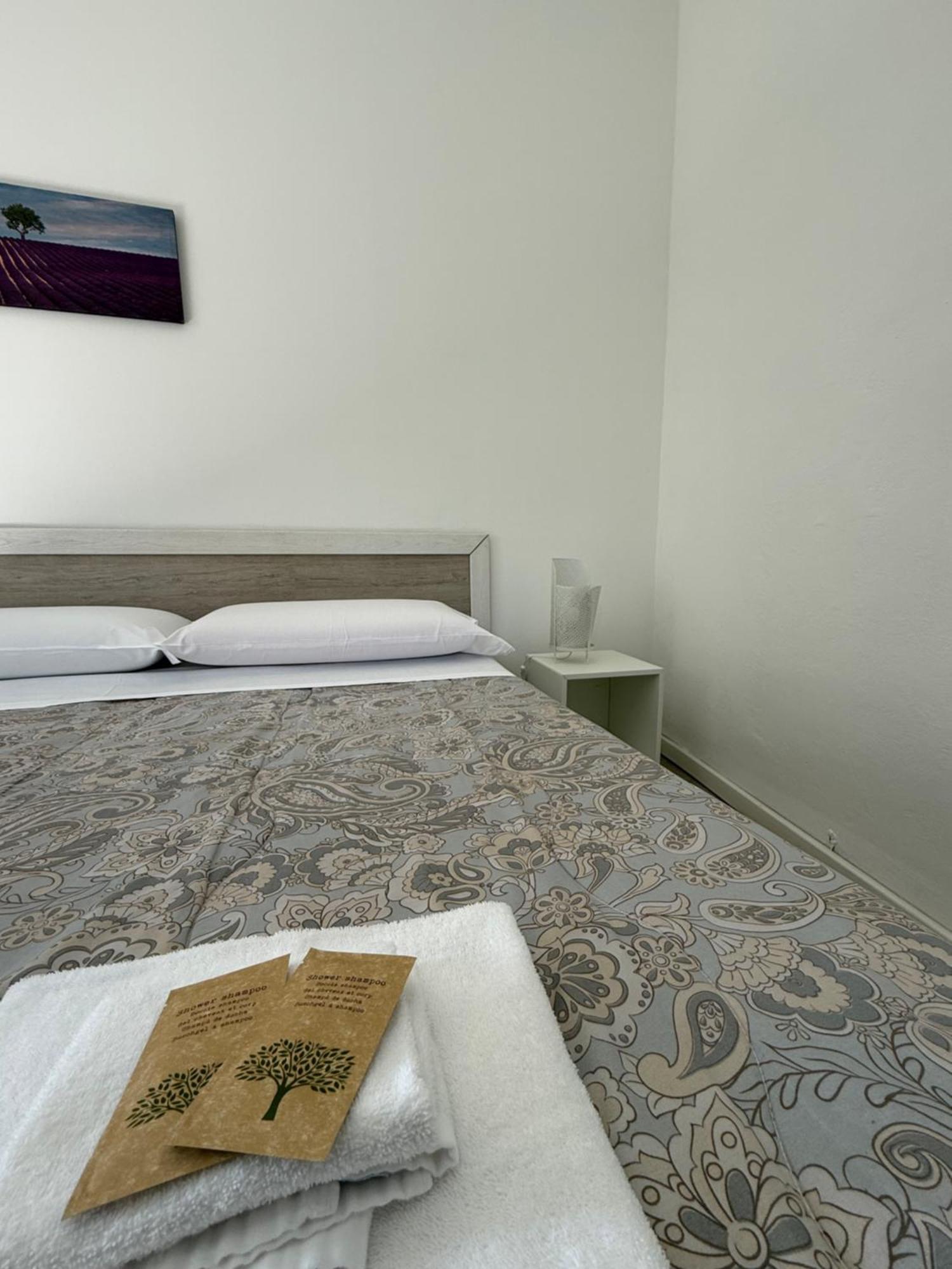 Easyrooms One Πάρμα Εξωτερικό φωτογραφία